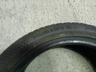 245/40r19 98V invierno