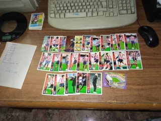 LOTE 211 FICHAS DIFERENTES DEL ATLÉTICO DE MADRID