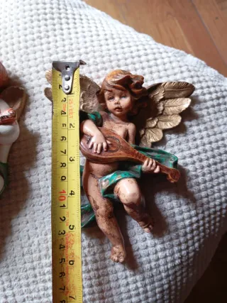 Figuras de ángeles antiguas