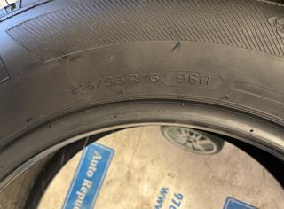 NEUMATICO SUELTO NUEVO 215 65 16 MICHELIN
