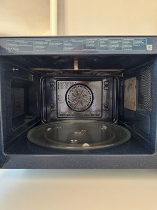 Microondas Samsung MC28M6075CS.