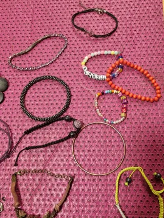 14 Pulseras Variadas