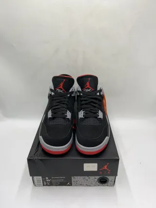 Jordan 4 Retro Negro Rojo Talla 39