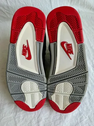 Jordan 4 Retro Negro Rojo Talla 45