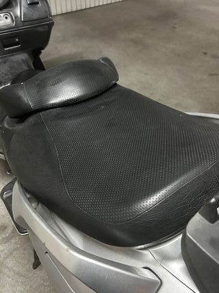 SUZUKI BURGMAN AN 650