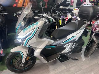 MOTOR HISPANIA VR10 125cc Maxiscooter