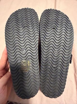 Zuecos Marrones Tik Tok Shop