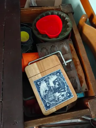 Tavolo in legno massiccio