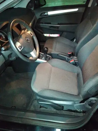 Opel Astra 2009