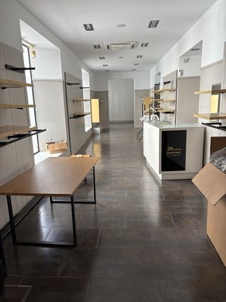 LOCAL COMERCIAL CALLE ANCHA