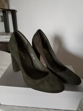 Décolleté scamosciate verdi tacco largo