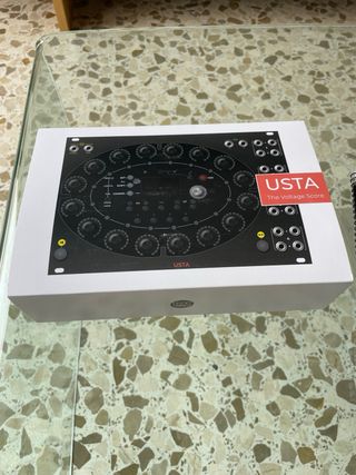 Módulo Frap Tools USTA para sintetizador modular