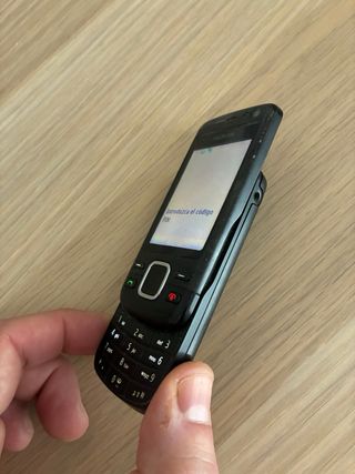Nokia 8210 (vintage)