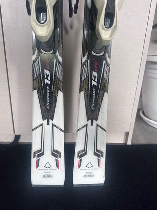 Esquís Rossignol 160 cm con fijaciones Salomon