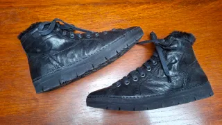 Scarpe sneakers in vera pelle con pelliccia