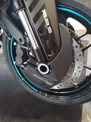 CFMOTO NK-675  Naked