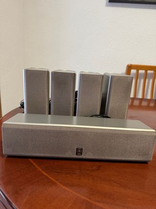 Altavoces Yamaha 5.1 Gris