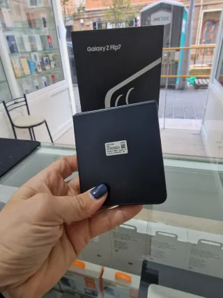 Samsung Galaxy Z Flip7 256GB Nero