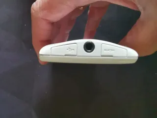 Sony Ericsson Xperia Bianco