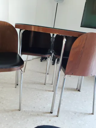 Conjunto mesa y 4 sillas madera y metal