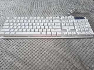 Teclado blanco