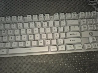 Teclado blanco