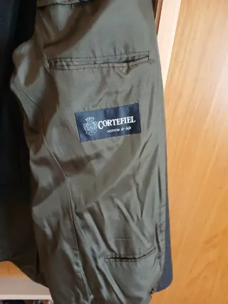 Traje de raya gris para hombre