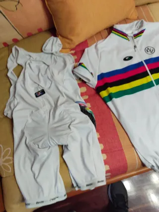 Completino Ciclismo Campione del Mondo Santini XL
