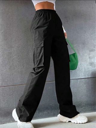 Pantalón cargo talle alto negro