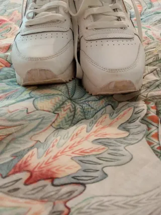 Zapatillas Reebok Plataforma Blancas y Grises