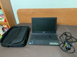 Acer TravelMate Ordenador Portátil Negro