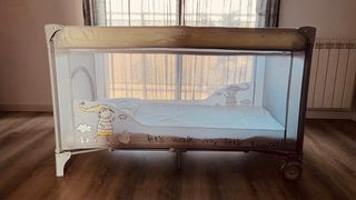 Cuna de viaje Cotton Juice doble nivel, NUEVA