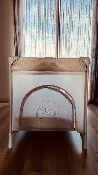 Cuna de viaje Cotton Juice doble nivel, NUEVA