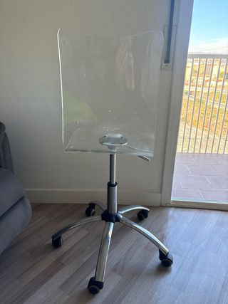 Silla de oficina giratoria transparente