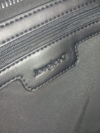 Bolso Desigual Blanco y Azul Marino Original