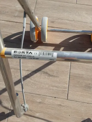 Andador Plegable para Adultos con Ruedas