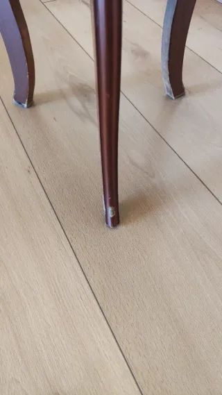 Mesa auxiliar de madera para maceta