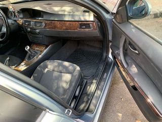 BMW Serie 3 2008, 320i