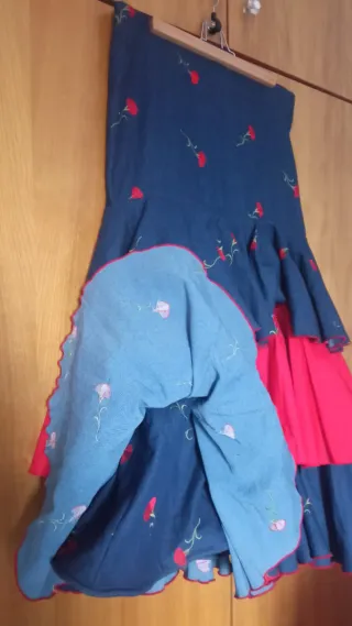 Falda Sevillanas Flores Azul y Rojo