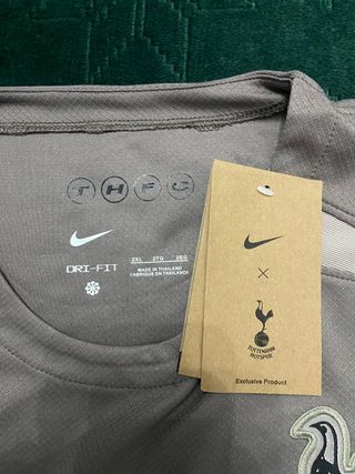 Camiseta Tottenham Alternativa 23/24