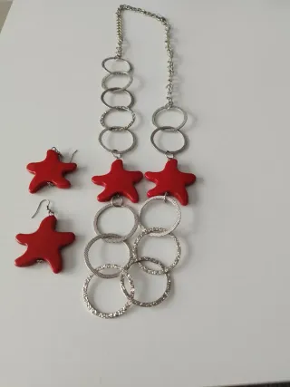 Conjunto Collar y Pendientes Estrella Roja