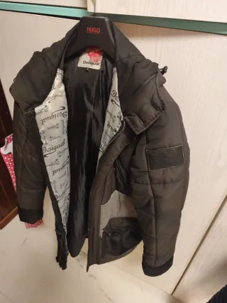 Desigual Taglia M Nero Rosso