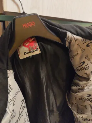 Desigual Taglia M Nero Rosso