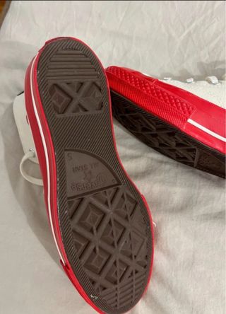 Zapatillas altas Converse x Comme des Garçons.