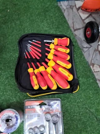 Valigetta con set di attrezzi