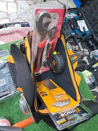 Valigetta con set di attrezzi