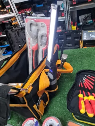 Valigetta con set di attrezzi