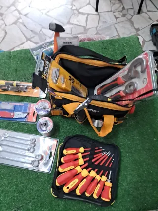 Valigetta con set di attrezzi