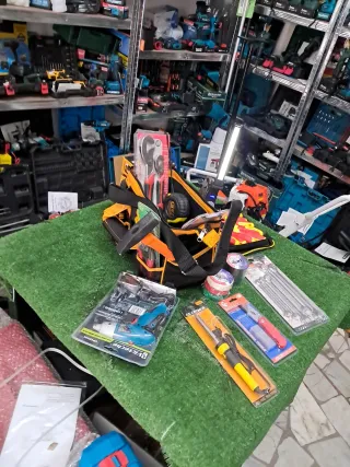 Valigetta con set di attrezzi