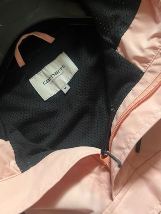 Abrigo Carhartt rosa talla M